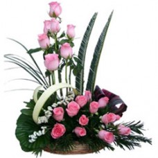 Gorgeous Happiness Premium Arrangement of Pink Roses